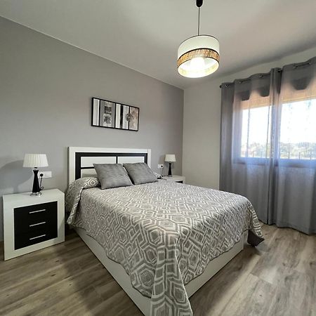 Casa Rural "El Canuelo" Aljucen Bagian luar foto