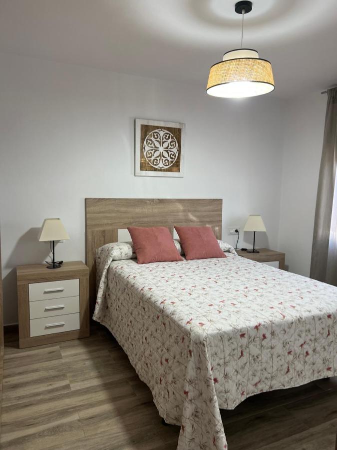 Casa Rural "El Canuelo" Aljucen Bagian luar foto